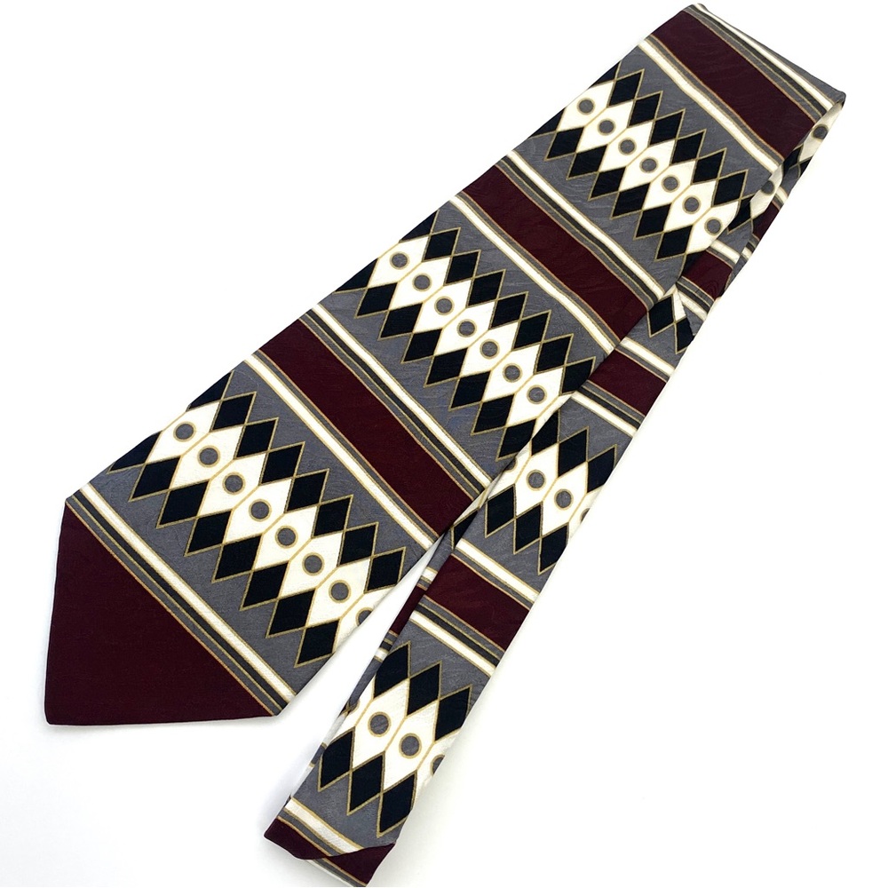 Bugatti Men's Diamond Graphic Italian Silk NeckTie